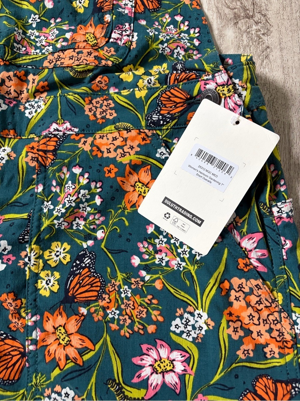 NWT Duluth Heirloom Gardening Bib Overall Shorts M Midnight Green Monarchs - Picture 11 of 13
